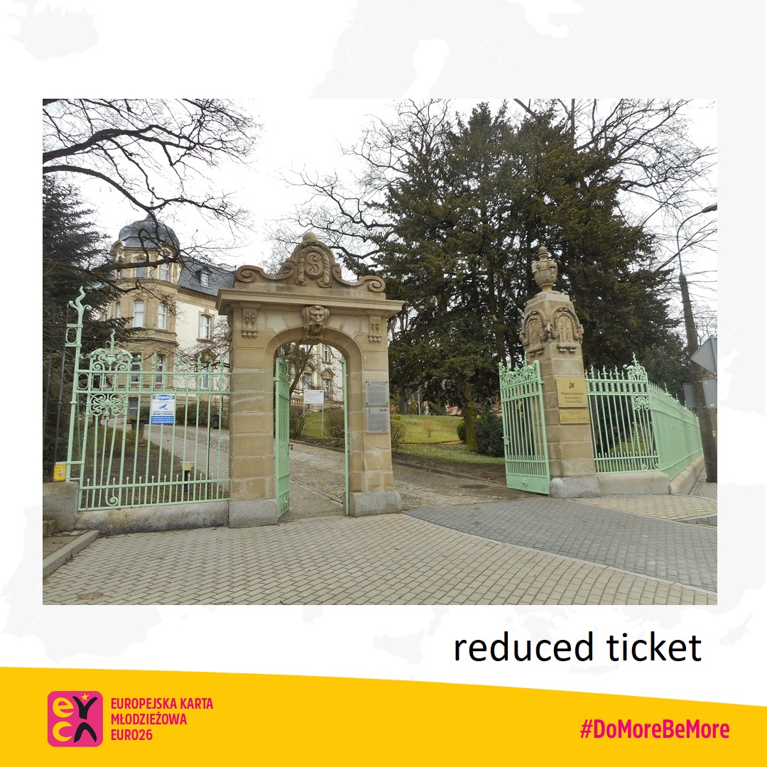 Reduced ticket, Friday free entry