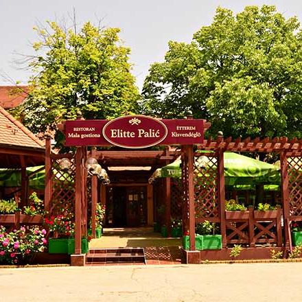 10% discount on food and drinks